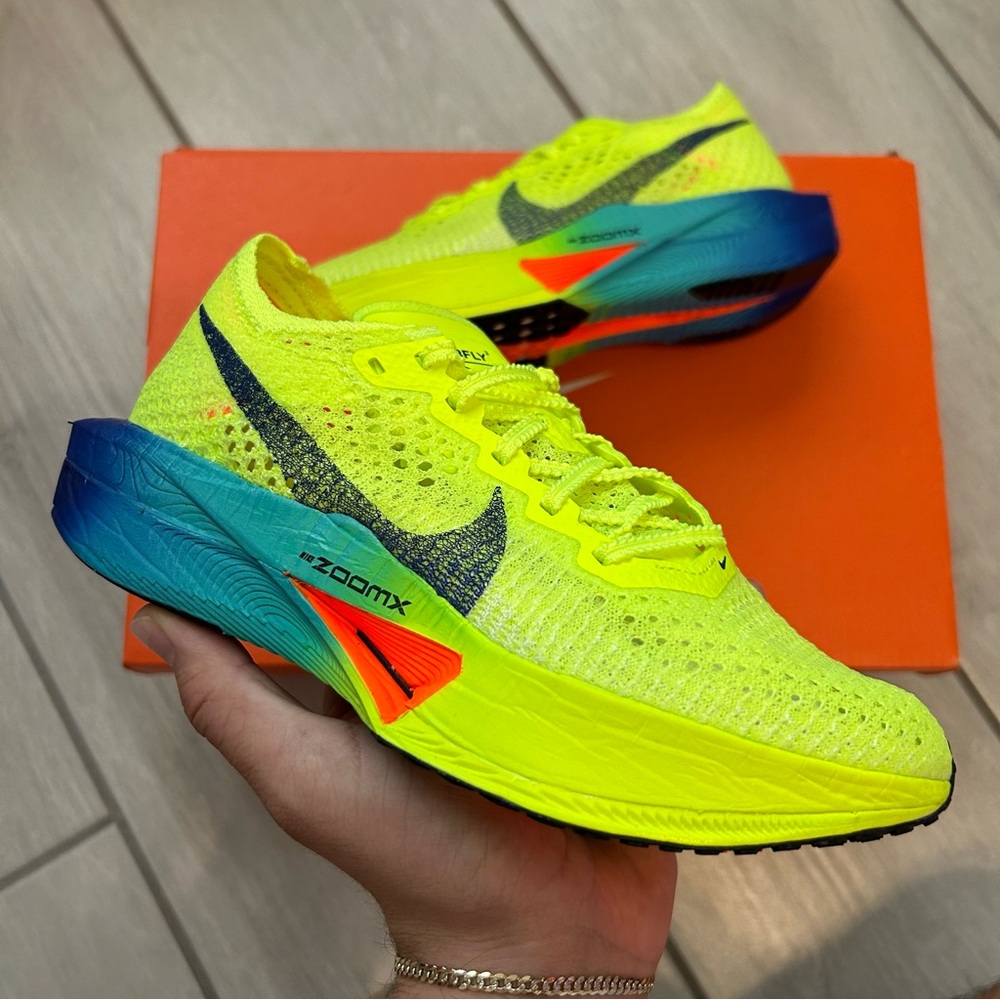 NIKE ZOOMX VAPORFLY 3 VOLT/SCREAM GREEN/BLACK Size 5W